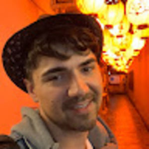 Meet your Posher, Theo